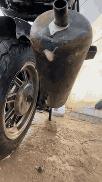 دراجه ماكس قجمه ما مفتوحه. دراجه بلاديه كهربايات كالمله دراجه انا حربته وغراضه كله موجوده كدام عينك دراجه ناشفه وختم واحد الكفرات السعر٦٠٠مامفتوحه مافتوحه مافتوحه مكان تنومه صالحيه رقمي***********وهاي صورت الدراجه من جانت عينه ولايت
