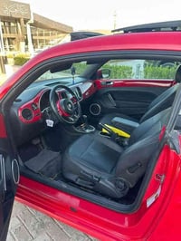 فولكسواكن حادثها موجود بالصور والسونار موديل 2013 رقمها بغداد سعرها شد...