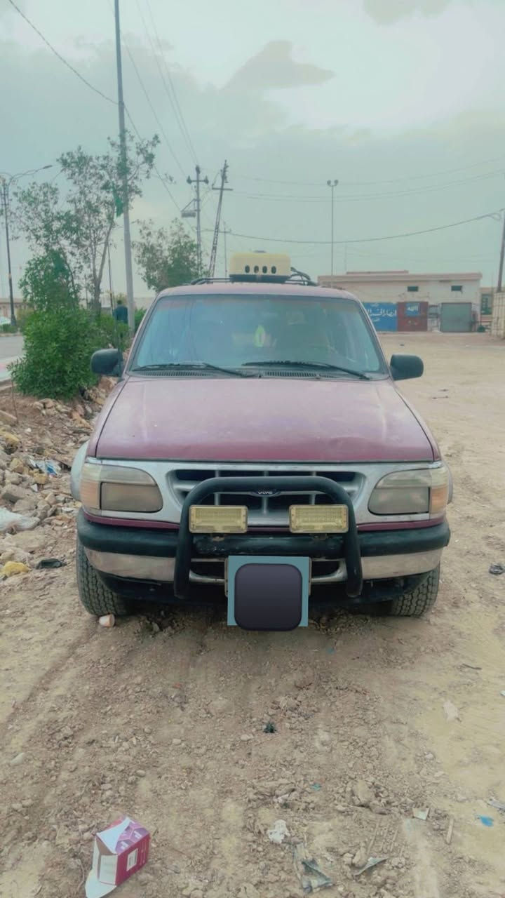 سلام عليكم
سياره فورت للبيع موديل 1995
كير ومحرك مكفول فيفتي 
تحويل مباشر 
الاستفسار الاتصال ع رقم 
العنوان-- كوت - قضاء الاحرار --الحسنيه 

***********
