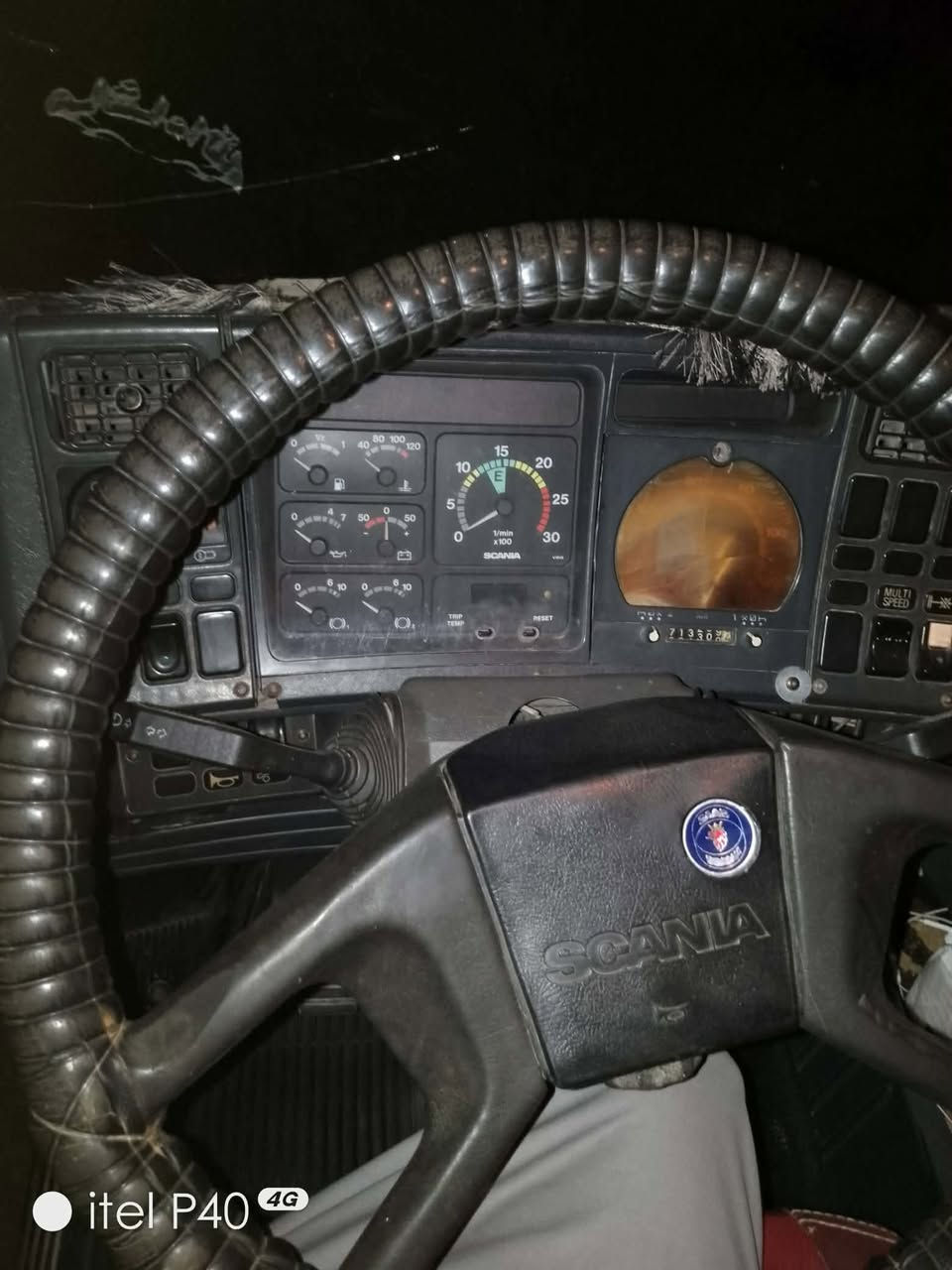 سلام عليكم قلاب 113 للبيع رقم 📱 صلاح الدين سياره صافيه مصفيه محرك ذهب سنكل بومه طخم تواير / گير 5×5  سياره خير من الله مال جناي جاهزه للشغل / عنوان /موصل / ابو ماريا / السعر 225 وبيه مجال قليل /  اتصل ***********
