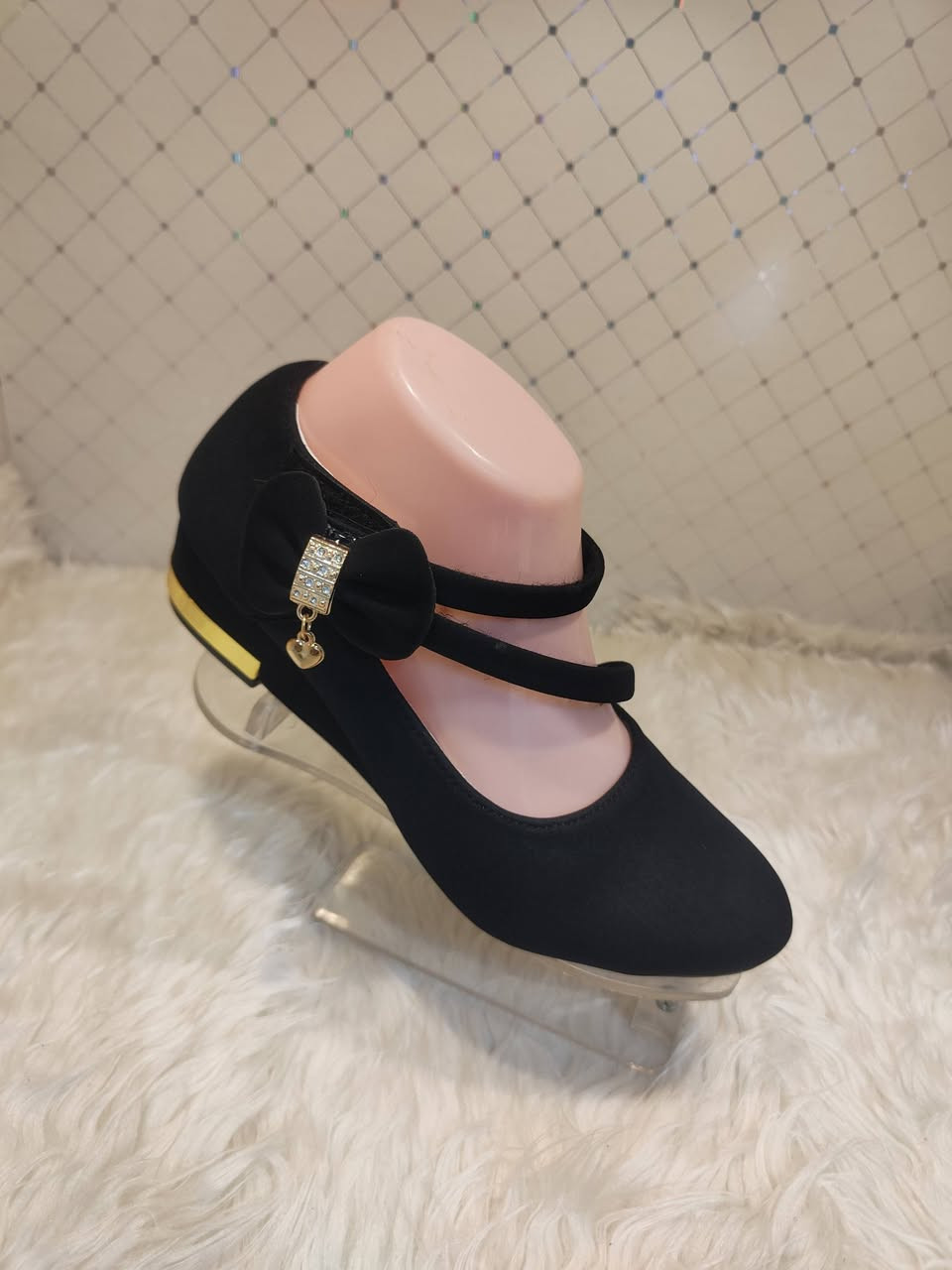 👠💼😍 مرحبا بكم 🥰👜👡
👜👜كماليات سندريلا🥿👠
💼👡أسعارنا مناسبه جدا👜👠
.
. سلام عليكم اعزائي واحبائي 
اليوم وصل انواع أحذية تركي أصلي 
واكو انواع قياسات من 36 الئ 41 
............................
يوجد خدمة توصيل 🚕🚖🛵🎁
الاستفسار خاص او ع هاتف
***********
..............................🇮🇶🇹🇷
عنوان المحل طوز خورماتو 
سوق الكبير في عمارة مختار👠👞👡👟👢🥿🥾
