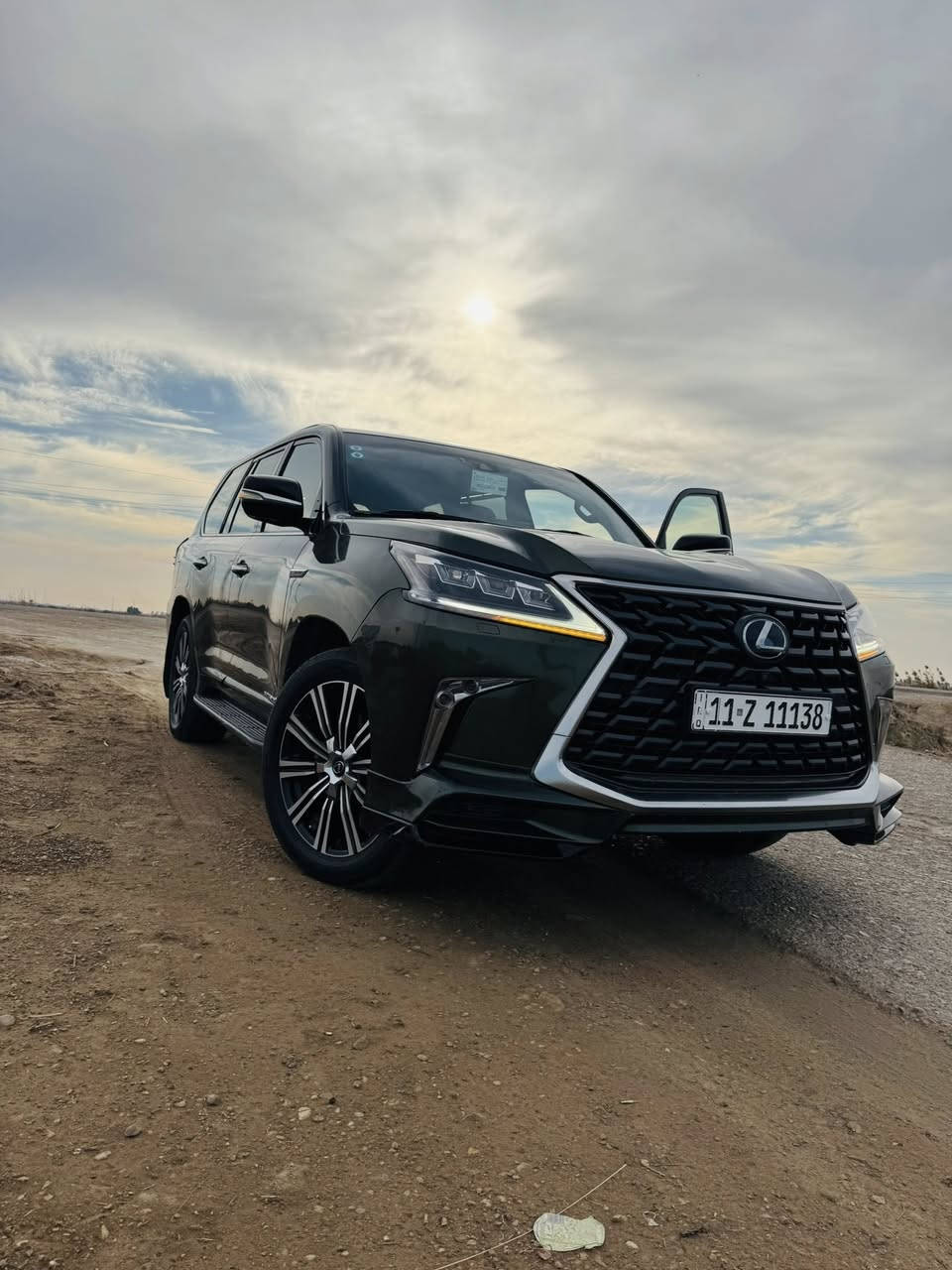 السلام عليكم 
لكزس 2021 وكالة البريم مكفولة كفالة عامة

لون (زيتوني مميز)

مغلفه ppf بل كامل

المواصفات 

ابواب شفط 

فتحه سقف 

داتا شو

اشارة تسلسلية

خمس بصمات 

مري شفط 

ثلاث شاشات 

اربع كامرات 

دبل رادار امامي جانبي 

بردات جانبية 

ذاكرة كشن وستيرن 

‏‎5 كاميرات

تدفئة تبريد كشنات

حساس امامي +خلفي 

دمام خلفي

نظام ملاحة

صندوق بصمه +شفط 

تحكم ستيرن فوول 

كروز قفل سرعه

ستيرن كهرباء 

شفتات بالستيرن 

جكات تصعيد وتنزيل 

ماوس تحكم بالشاشه

هاند بريك بصمه 

ثلاث انظمه قياده ECO +NORMAL +SPORT 

مانع انزلاق

كراسي امامي وخلفي كهرباء 

كراسي اماميه تبريد وتدفئة 

كرسي السايق خزن ميموري متحرك 

كراسي خلفيه تبريد

٨ ايرباك 

ماشيه80 الف حقيقي

طفايه بالصدر 

ثلاجه 

بسعر(890)

مكانها الكوت 

السيارة رقم بغداد 

***********
