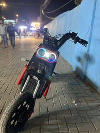 للبيع دراجه شحن حجم 14 تجي 5 باتري دراجه حلوة نقصها تجوة وجاملغ امامي ...