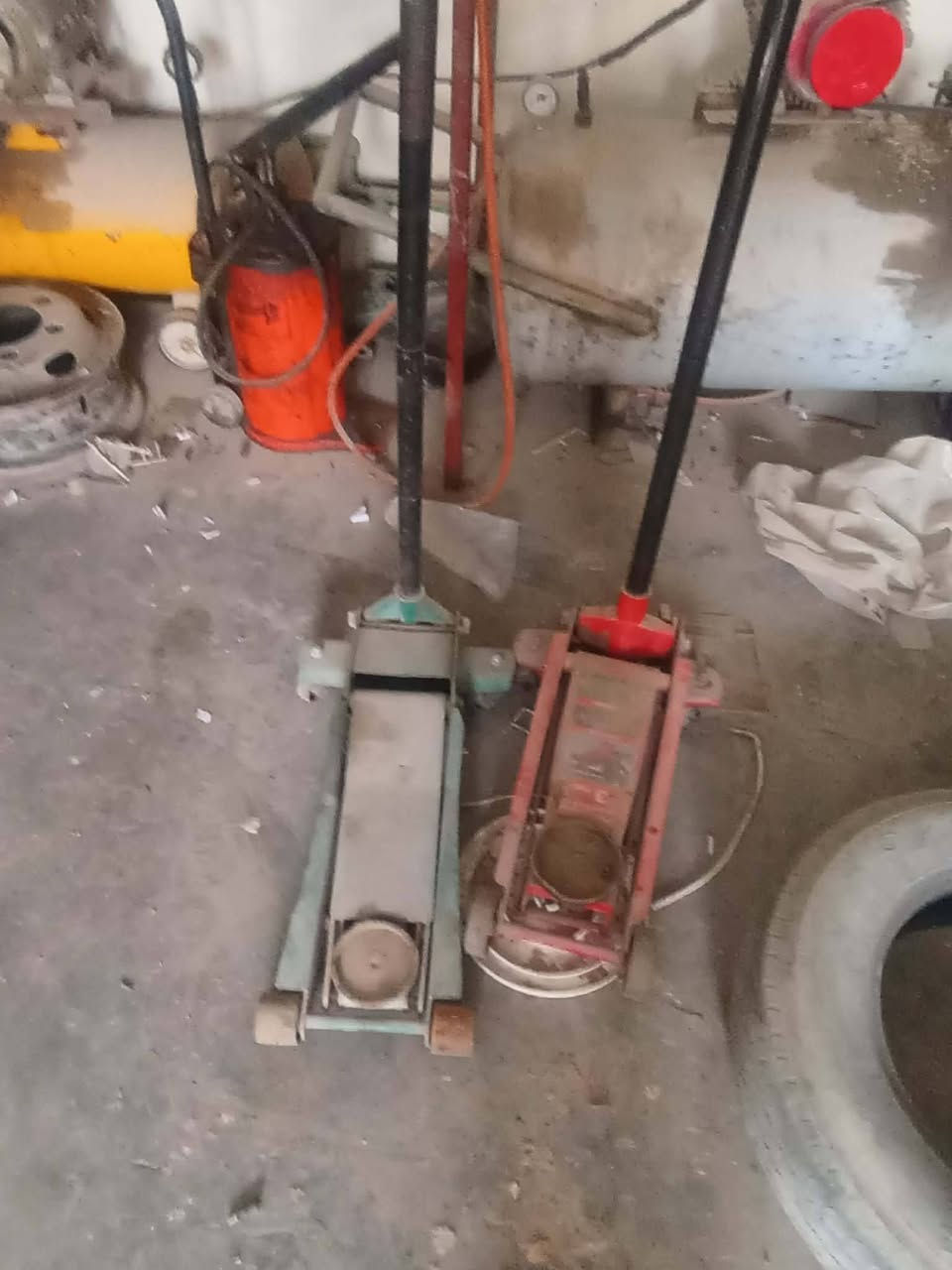 غراض محل بنجرجي كامله للبيع للستفسار***********مكلف بنشر
