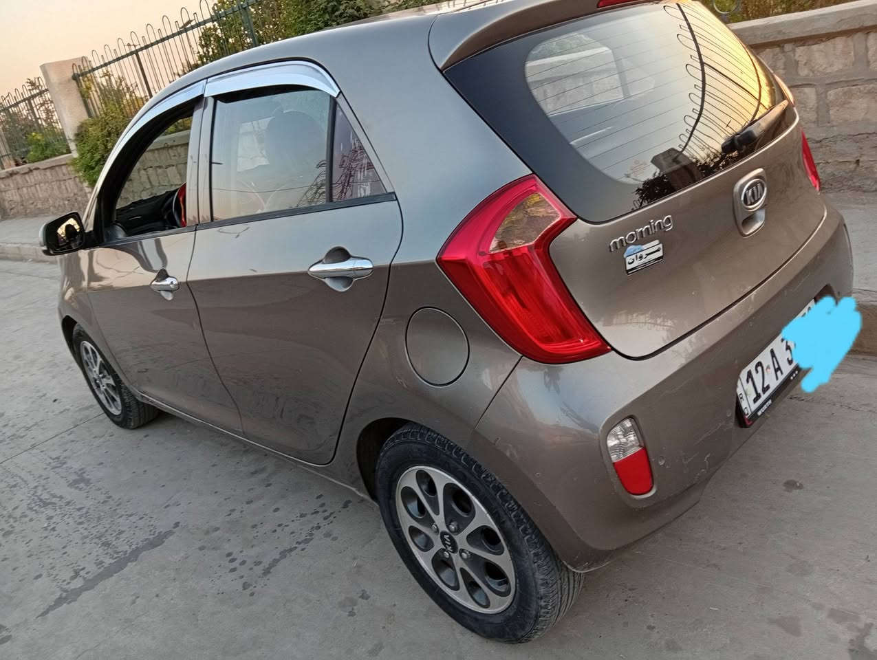 كيا بيكانتو 2012
رقم نينوى مسطره 
ظررها مبدل بوند وراس الجاملق بارد مبين بالصور
محرك صرف 
السعر 71 وبيها مجال 

***********
