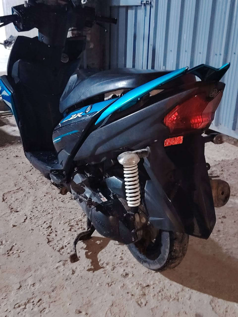 سلام عليكم للبيع زت ار موديل 2019 دراجه نضيفه السعر 850 وبيه مجال بسيط التواصل على الرقم *********** الرقم بي واتساب
