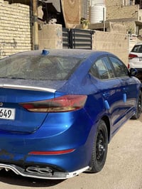 سياره الانترا لبيع موديل 17الاستفسار 07740682068