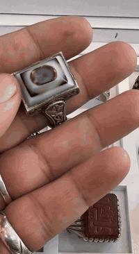 خاتم جزع • قطع مربع • يدوي ٣٧غم