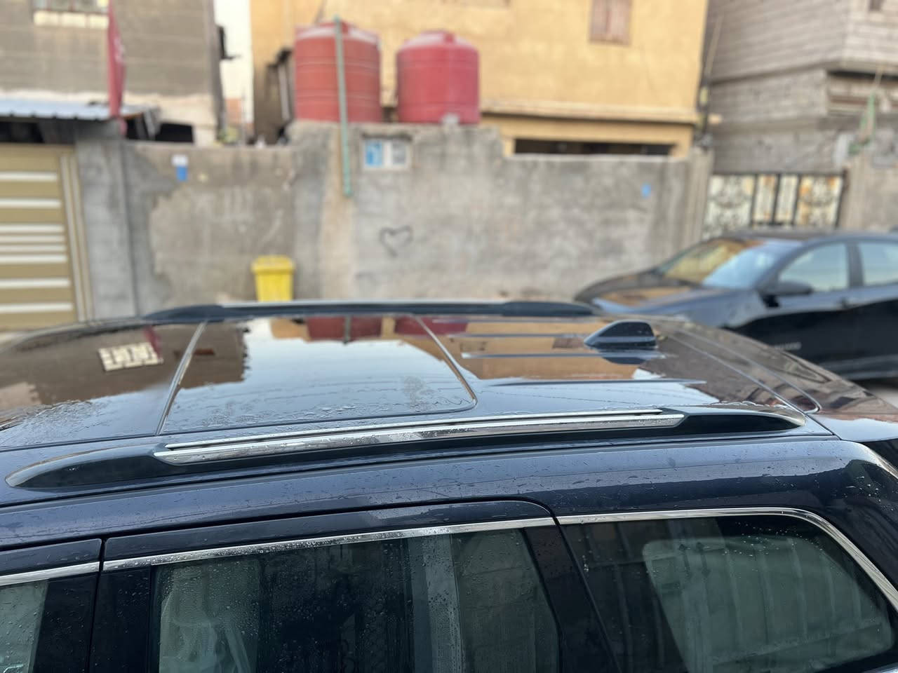 جيب خليجي مكفول من الضربة والحادث مديل ٢٠١٤ الشكل والمديل المرغوب … مكينة 3600 بلادية بدون فتح ( بانزين عادي) السياره لمتدد فول مواصفات ١/١ بيها باب واحد بي جزء صبغ على اثر شخط وتصليح بالدعاميه الاماميه فقط السياره جاهزه من كل النواحي اي نقص مابيها رقم بصره ب اسمي تحويل مباشر وسنوية لل٢٠٢٧ السعر 187 وبيها مجال للشراي  مكاني البصرة القبلة / ***********
ملاحضة لون السيارة نيلي
