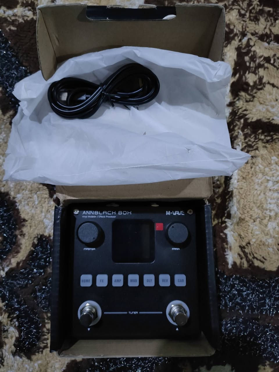 السلام عليكم ..
ملتي ايفيكت وامب موديولر انبلاكبوكس .. شحن تايب سي ..يستخدم للكيتارات الالكترك والبيز ..بي كيتار تيونر الكتروني ايضا ..السعر ٧٥ الف ..
https://www.amazon.com/M-VAVE-Black-Pedal-Effects-Guitar/dp/B0DJPPG9BH 
مكاني الموصل / الجانب الايسر توصيل ما عندي


**إذا كنت صاحب هذا الإعلان وتريد حذفه لأي سبب، رجاءا أرسل رسالة إلى الدعم الفني**