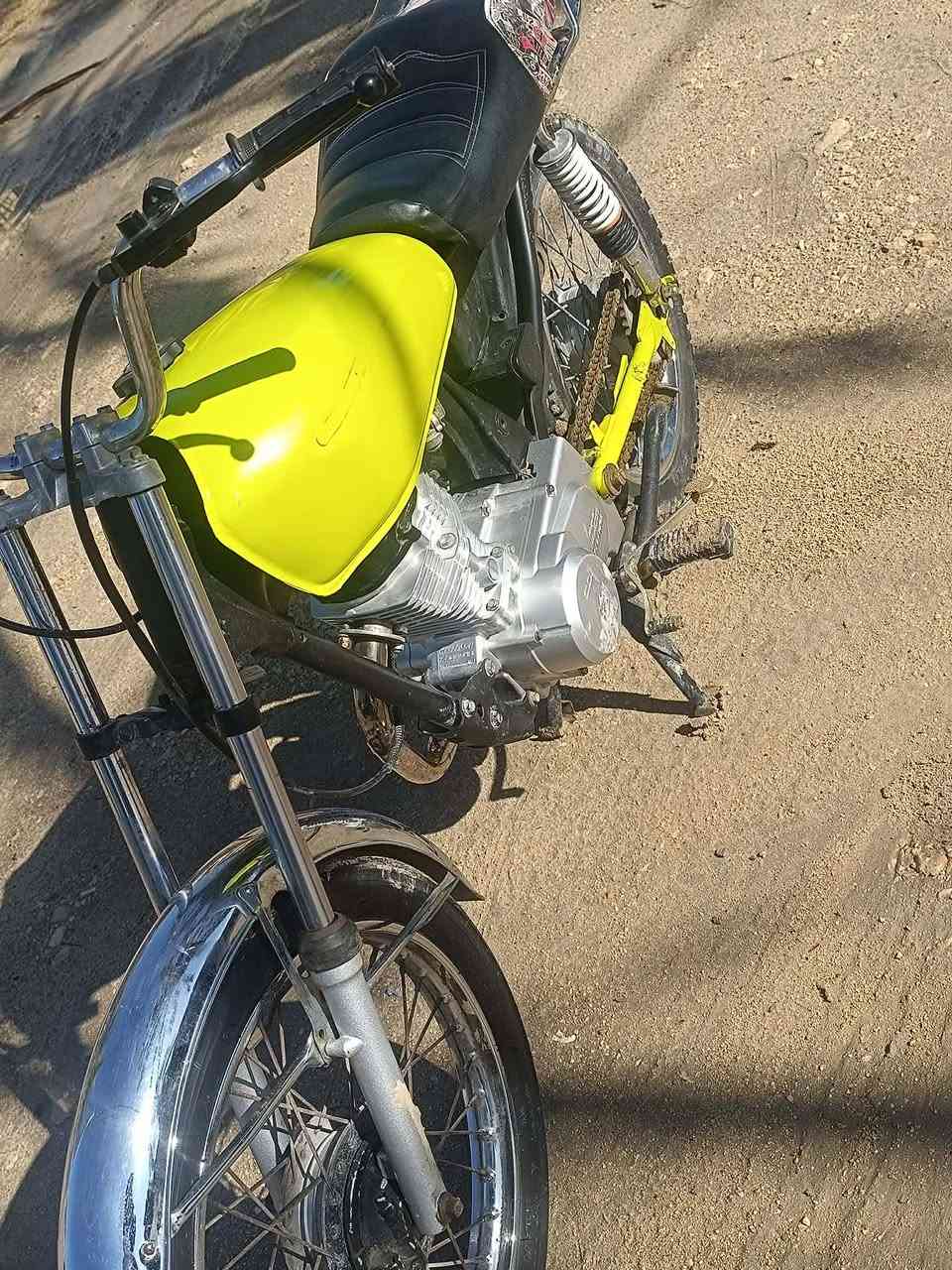 سلام عليكم دراجه سيجي نامه كلك كلك مديل مكينه 25 شرط مامفتوحه دراجه رايدها ب400وبيها مجال


**إذا كنت صاحب هذا الإعلان وتريد حذفه لأي سبب، رجاءا أرسل رسالة إلى الدعم الفني**