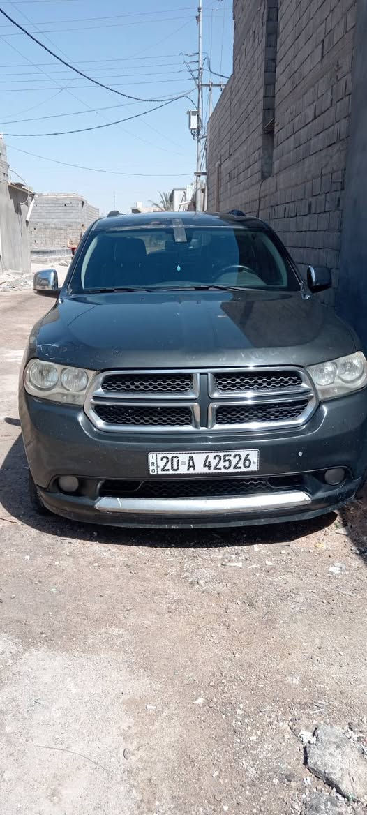 السلام عليكم دورنكو 2011 فول مواصفات CROW ٨سرندر هيمي بيه غلاف الجاملغ الخلفي مبدل فقط من الخارج و هنا بلعراق مدكر امامي يمين مبدل وصبق بيبان ٢ جاهزم مكينه وكير وتبريد وحداديه بسمي للبيع اومراوس السعر ١٣٧ وبيه مجال بصيط مكاني بصره ***********
