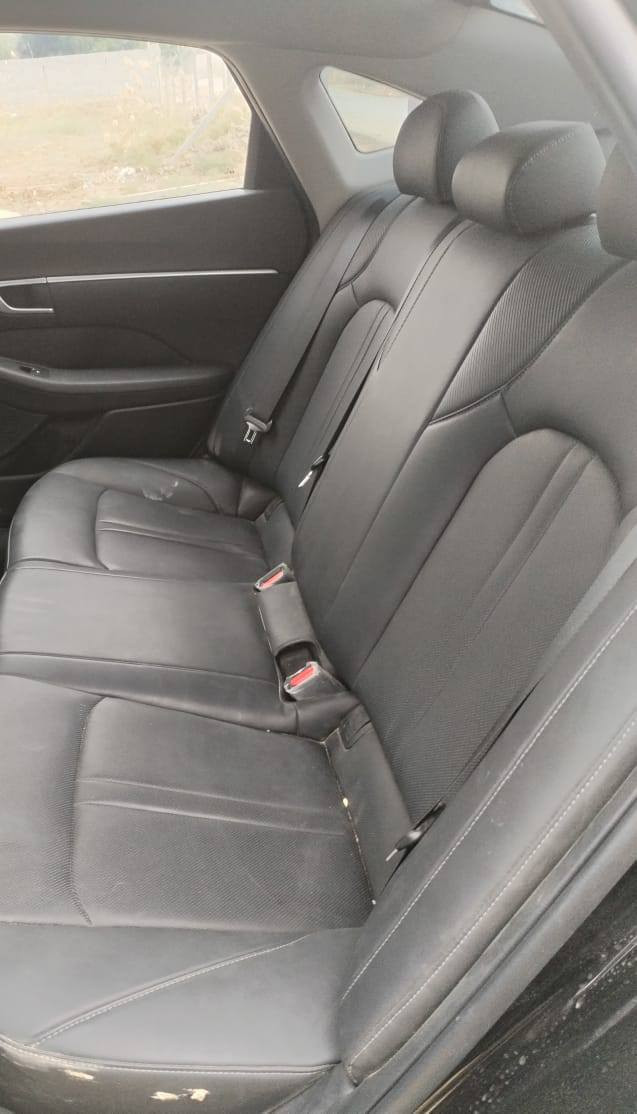 السلام عليكم سوناتا2024 سيارة مكفولة كفالة عامة من كلشي سيارة غاز بدون رقم تحويل مباشر سيارة حره
السعر 180ورقة وبيه مجال مكان السياره ديوانيه

للأستفسار

***********
