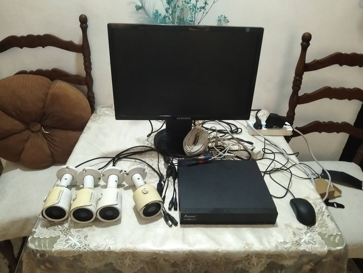 للبيع
منظمة كاميرات 
جهاز الاساورمع هارد 500 كيكا
شاشة سامسونك مربوطة بالجهاز لمس
4كاميرات اصلية
شاهد الفديو بعمل الجهاز
السعر مع توصيل75 الف
بغداد 
***********
