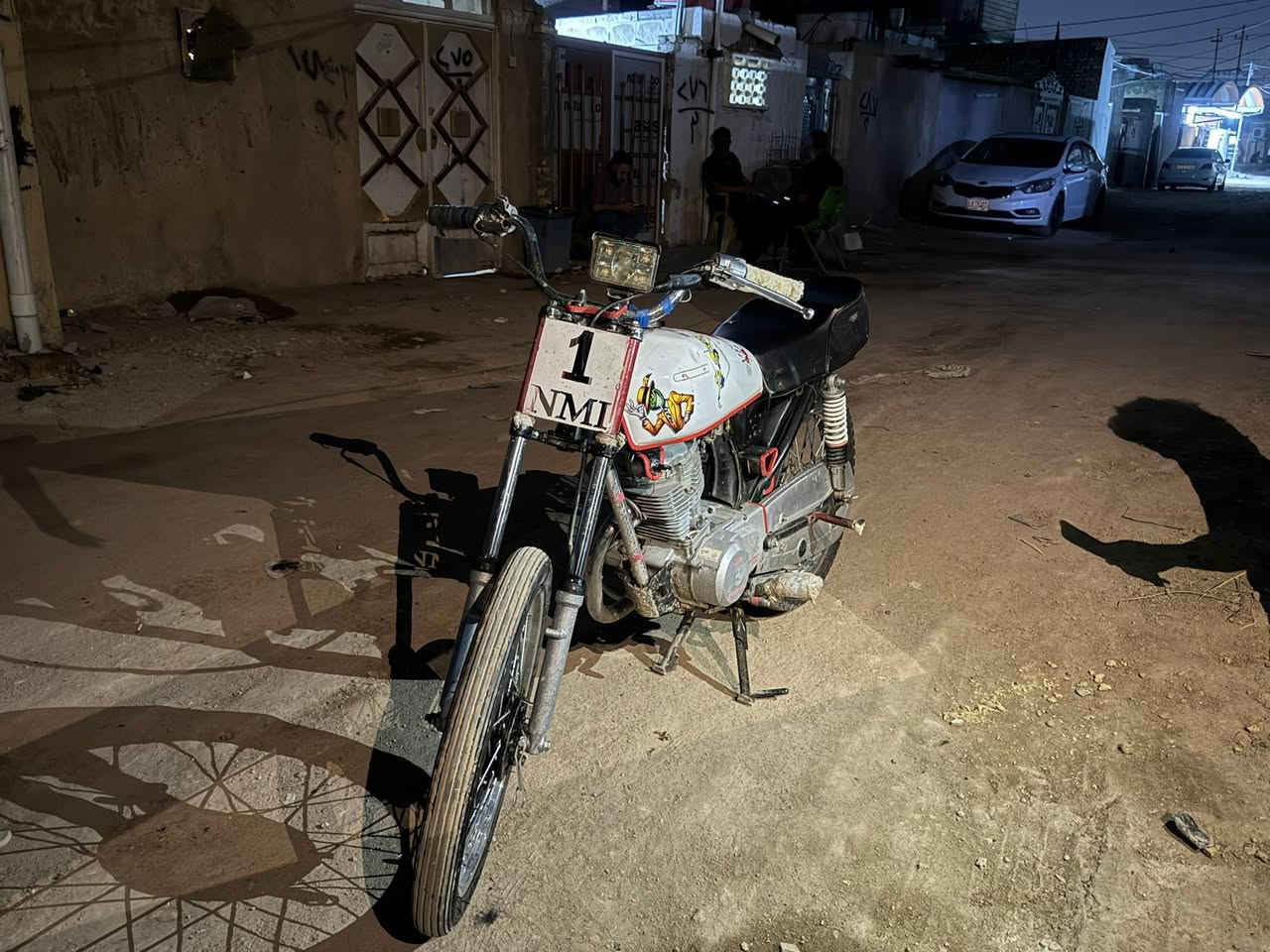 سلام عليكم دراجه لبيع كلك مكينه تاكير مفتوحه نضيفه تعمير 26 السعر 375بيها مجال. *********** لي يحب يشتري يراسلني
