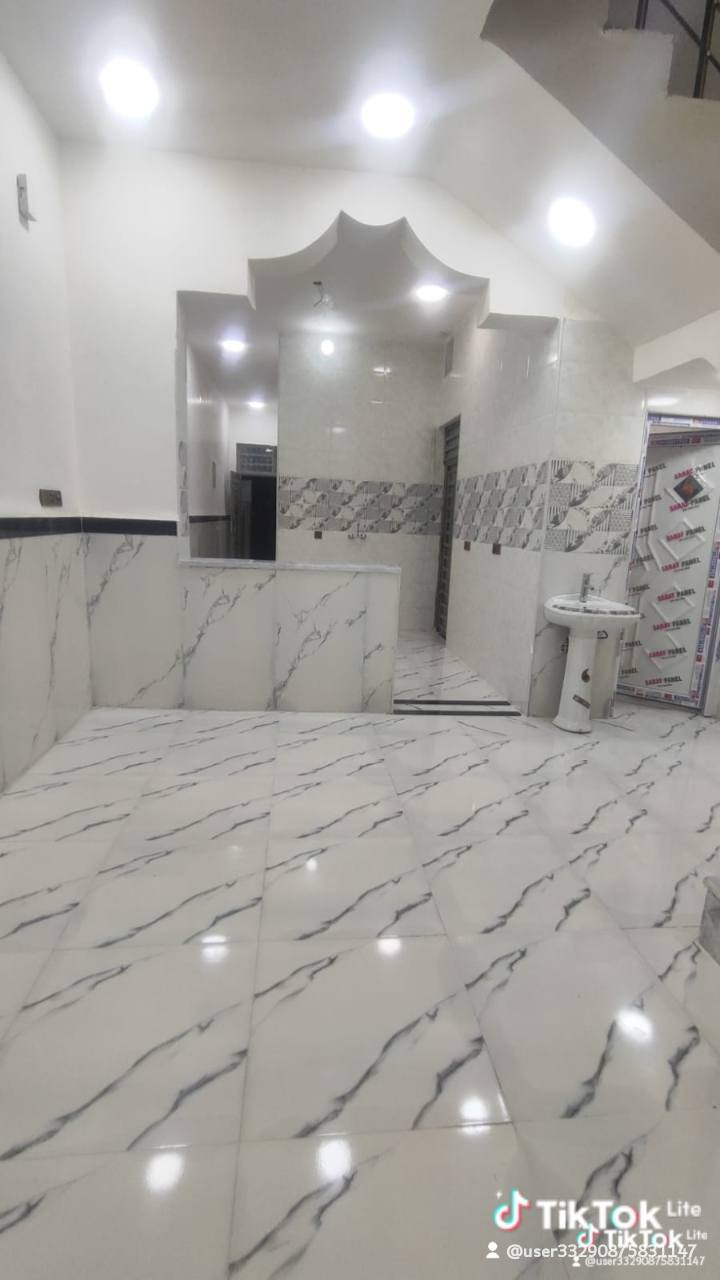 داران البيع دار الواحده مساحته100متر طولني منطقة حي الغدير الثانيه الاستفسار اتصل رقم *********** غيد النشاء
