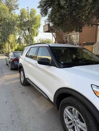 فورد اكسبلورر (XLT) موديل : 2024  اللون : ابيض   عداد المسافة : 47 الف...