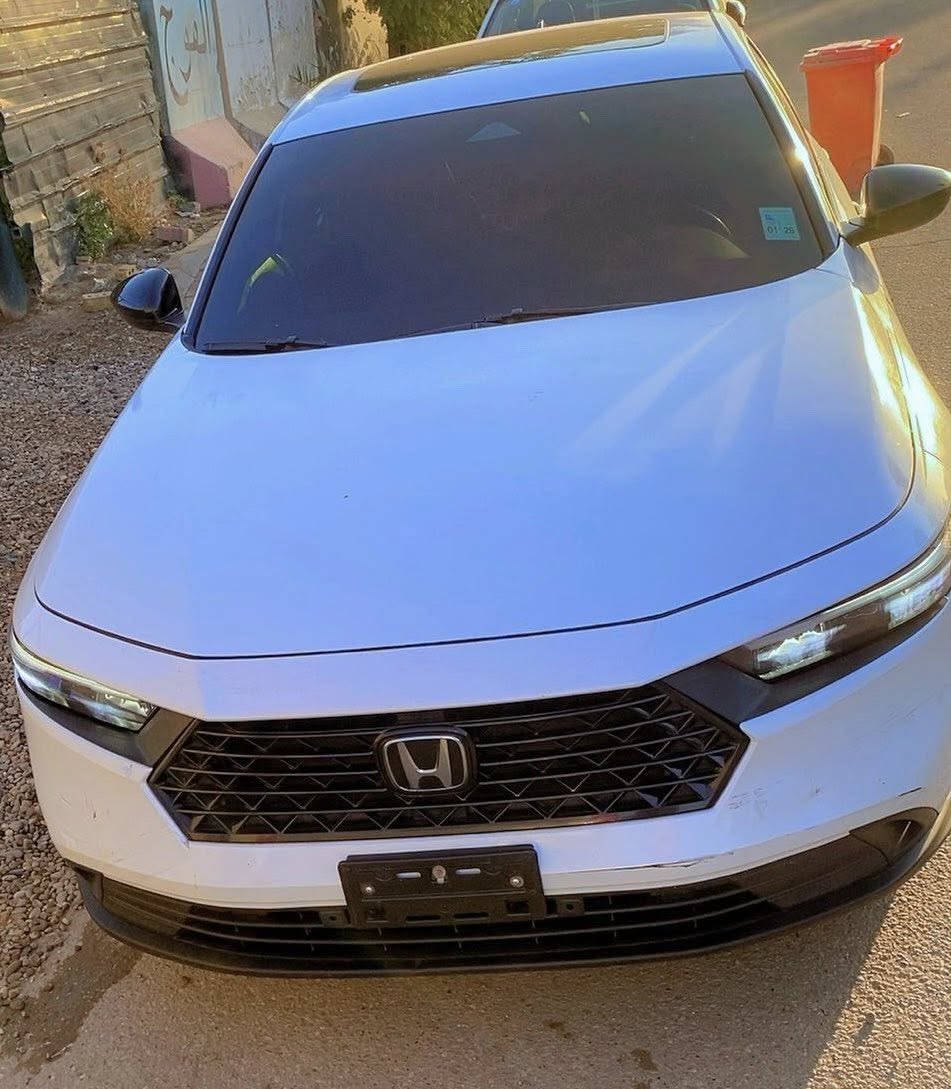 هوندا اكورد 2024سبورت هايبرد 
اللون الخارجي ابيض صدفي الداخل كشناتها ماروني ابلادي  
ايرباك ستيرن وبرده فقط او راحع سستم ابلادي شرط الفحص
تبديل بنيد فقط نفس اللون 

وارد امريكي 🇺🇸
 

- [ ] المسافة المقطوعه 30 الف
- [ ] :
- [ ] • ماتور 2000cc هايبرد
- [ ] • قير اوتوماتيك دكم 

- [ ] • بطارية ليثيوم
- [ ] • 212 حصان عزم قوي
- [ ] • شاشة كبيرة
- [ ] • كاميرا خلفيةن استيرن
- [ ] • مثبت سرعة
- [ ] • مانع انزلاق
- [ ] • استيرن متحرك
- [ ]  دخول ذكي 
- [ ] • إنارة ترحيبه 
- [ ] • شاحن تايبسي 
- [ ] • شاشة اعطال
- [ ] • هندبريك كهرباء
- [ ] • عداد ديجيتال
- [ ] اضوية امامية تورنج LED
- [ ] • اضوية خلفية LED
- [ ] • كشافات زنون LED
- [ ] • حساسات اضاءة
- [ ] • إنارة امامية تلقائية Auto
- [ ] • إضاءة امامية فل زنون LED 
- [ ] • حساسات مطر 
- [ ] • حساسات دخول الإنفاق
- [ ] • حساسات ضغط هواء الإطارات
- [ ] • اضاءة فل زنون LED
- [ ] • نظام صوتي مميز 
- [ ] • نظام GPS + خرائط
- [ ] • نافيجيشن
- [ ] • 3 أنظمة قيادة (eco, ev, sport،individual )
- [ ] • مري تعتيم
- [ ] • اوتو هولد 
- [ ] اوتو ستوب
- [ ] شاشه 7 انش
- [ ] • بلوتوث
• مدخل USB + AUX
بغداد البلديات ***********
السعر ١٩٥ ورقه بيهه مجال قليل جداً
