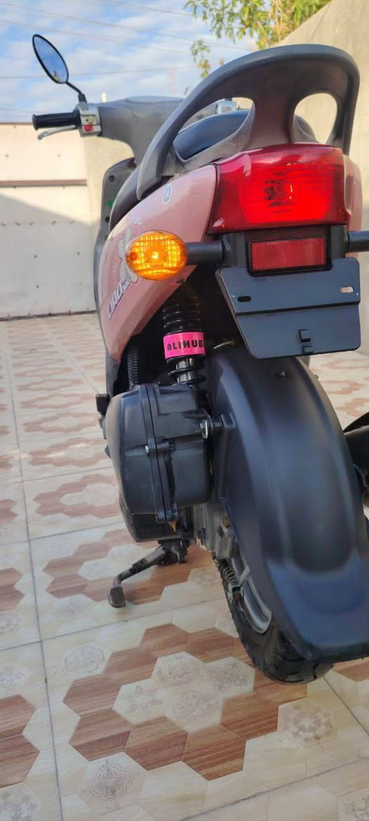 سلام عليكم
دراجه فله 2011 مكفوله كفاله عامه كفرات اصلي ختم واحد 
برغي مامفتوح بيها 
كوت الخاجيه 
‏‪***********‬‏
