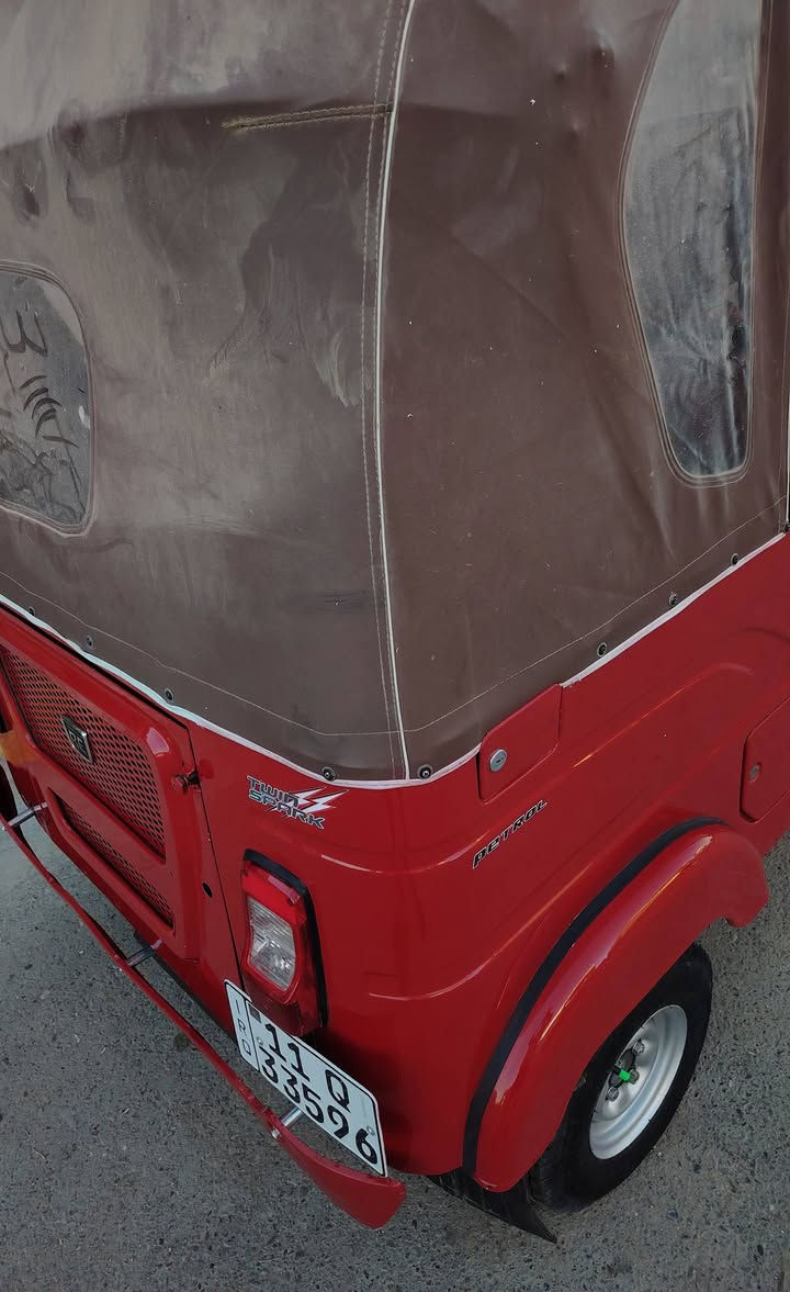 السلام عليكم تكتك موديل 2022شهر11 رقم وسنويه نكليزي تكتك جديدة شخط ما بيها سعر 8500 مكاني بغداد حسينيه الراشديه شراي اتصل ممتواجد عل نت ***********
