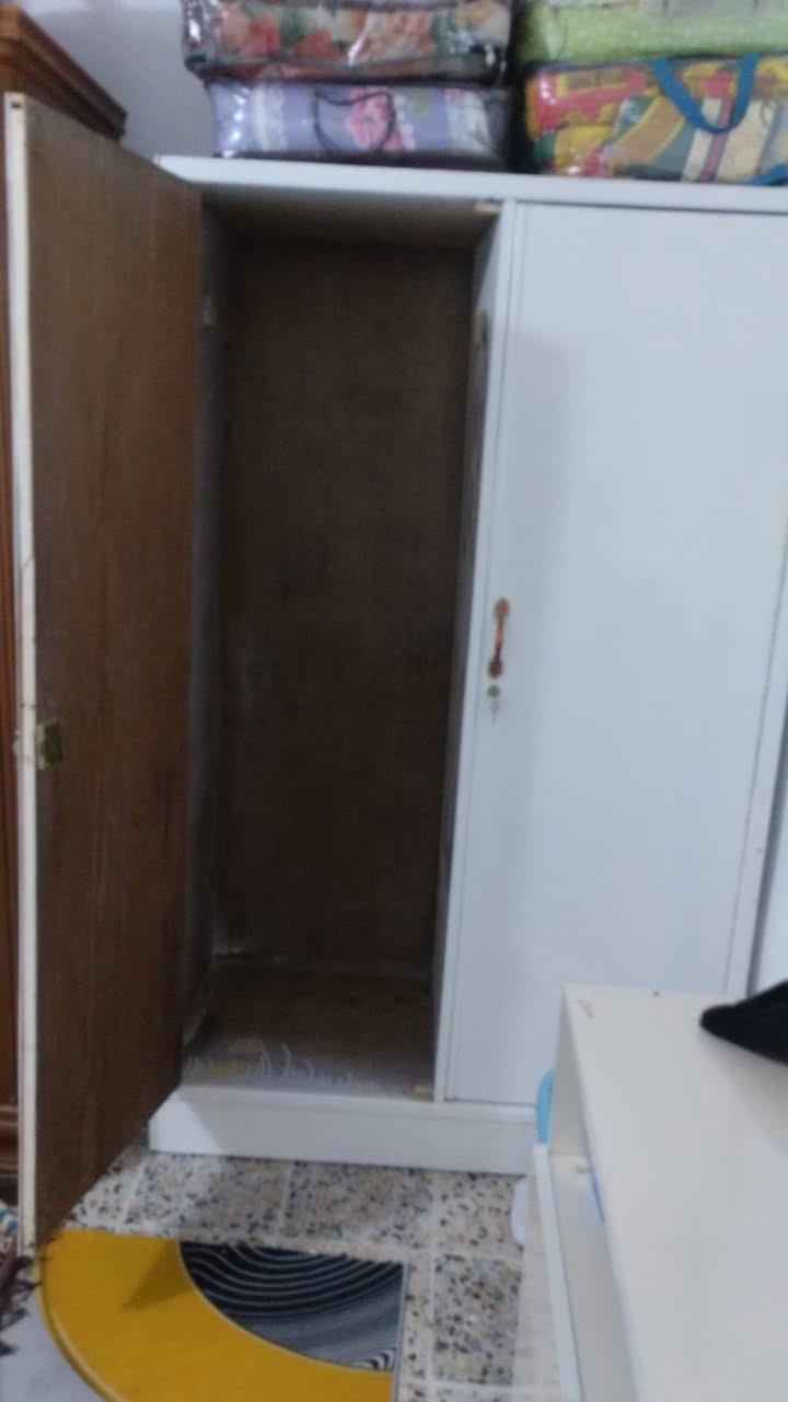 عندي غرفه تركيه 11 قطعه جديده يردوها مليون وبيها مجال والكنتور ابو بابين سعره80 وابي مجال بعده جديد والجهاز الجري يتحمل وزن200 سعره140 وابي مجال بي فقط ماطور القايش محروك وايشتغل عادي بي نحت بطن جبالي. والديوان سعره 60 وابي مجال    والبايسكل سعره35 وابي مجال مكانهن الغرض نجف فلتر مال مي سعره 80 وابيه مجال  والباب خشب تسكام ام 3 بيبان مسويه مليونين  يردوه700 اوابيه مجال والمغسله مثل خشب تسكام 150 وتبيه مجال والباب الحديد 140 والباب لالمنيوم 30


**إذا كنت صاحب هذا الإعلان وتريد حذفه لأي سبب، رجاءا أرسل رسالة إلى الدعم الفني**