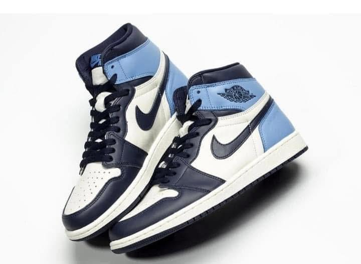 بسعر 10 ألف فقط 
حذاء جوردن  🍁
تخفيضات تخفيضات 
قياسات 41-42-43- فقط 

*********** 
متوفر توصيل
