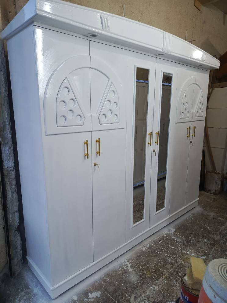 كناتير  خليجي  ٦ باب 🚪 لون ابيض حراري لاستفسار *********** واتساب ناصريه تقاطع الرايه قرب مستشفي الرحمن الاهلي ناصرية, ذي قار
