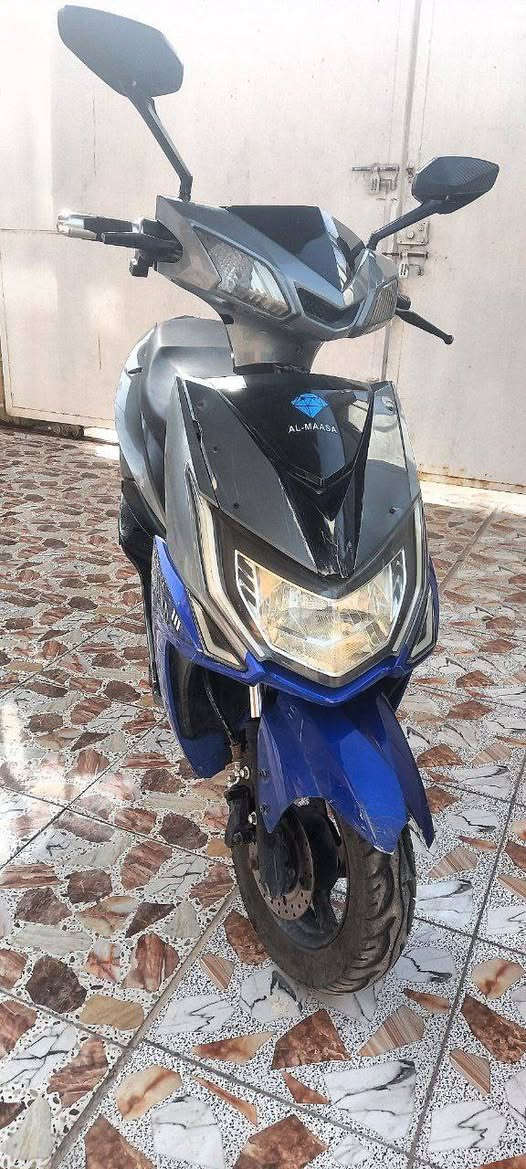 ماطور شحن  للبيع
سنة الصنع: 2024
نظيف وشغّال بدون أي ملاحظات
التفاصيل:
🔋 6 بطاريات
⚙️ أداء جيد جدا
🧼 استخدام بسيط
💰 السعر: مناسب 360الف وبـيه مجال
📩 التواصل: خاص أو اتصال ***********
