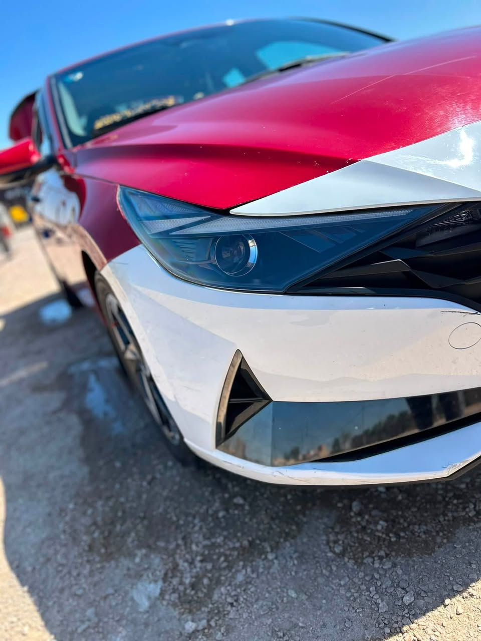 السلام عليكم عندي سياره بيع أو مراوس
هيونداي إلنترا 2023– وارد أمركيElantra 2023

رقم مثنى 

ماشيه 90Mi

الضرر: موضح في الصور

المواصفات الكاملة

 • شاشة كبيرة

 • ويل كب 

 • شحن وايرليس

 • صندوق كهرباء

 • لايتات زينون

 • بكلايت LED

 • حساسات أمامي وخلفي

 • سستم سماعات 

 • تشغيل عن بعد

 • رادار أمامي وخلفي

 • إشارة ترحيب

 • بصمة أبواب وبصمة تشغيل

 • مانع انزلاق

 • 3 أنظمة قيادة

 • سايد بريك كهربائي

 • شاشة متصلة

 • تثبيت مسار

 • تبريد بيانو

السعر127وبيه مجال بسيط حق الجيه 

العنوان : المثنى 

للتواصل ***********
