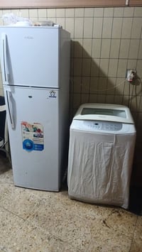 شقه مؤثثه للايجار كراده داخل قرب الشهادة الجنسيه على ابو نؤاس طابق ثان...