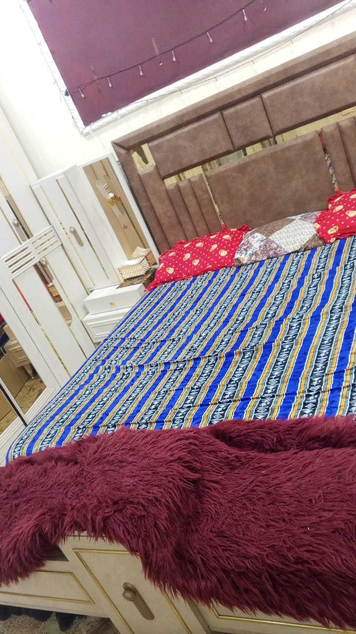 غرفه جديد والله العضيم بس معتازه اي ضرر مابيها حته وصل موجود اخذتها مليونين اريدها مليون ونص 10قطع مكاني شعب


**إذا كنت صاحب هذا الإعلان وتريد حذفه لأي سبب، رجاءا أرسل رسالة إلى الدعم الفني**