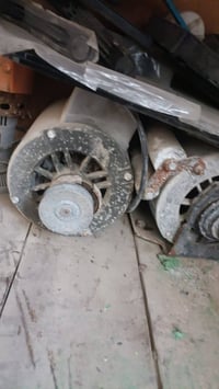 أغراض للبيع • متفرقات • إلكترونيات