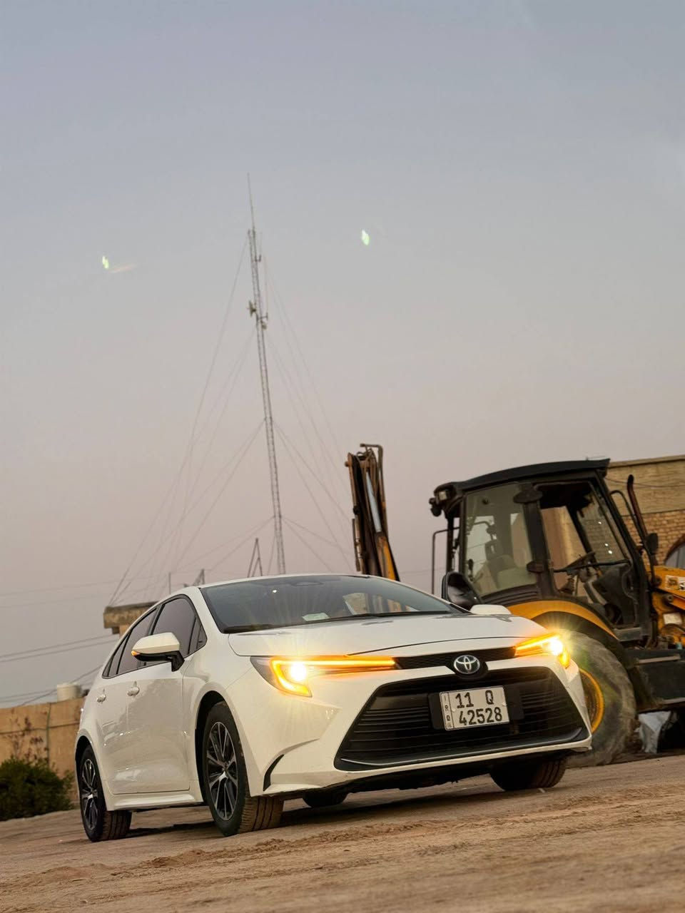 كورلا هايبرد 2024 شكل الامريكي  فول للاخير  ماشيه 50 الف رقم بغداد الإنكليزي   
مكفوله كفاله عامه ماعده هاي البارد ومسحوب كارت وشخط بلباب
بصمة عدد 
فتحة سقف 
رادار 
تحذير عند خروج عن المسار 
مثبت سرعة 
اكواب حار بارد 
قيادة ذاتية 
بريك ذاتي عند حاجة 
وضعيات قيادة 3
زر EV 
اوتو هولد 
هند بريك ذكي بصمة 
 فول تحكمات ستيرن 
شاشة كبيرة كار بلي +حاكية 
ويل كب تيوتا 
بك لايت لد اضواء زينون +كشافات زينون 
شاشة عدادات دجتل 
اشاير مري 
تبريد قطعتين ثلج ❄️ 
منافذ طاقة بل خلف  وبل امام 
زر اوتو لايت عالي 
اربع جام اوتو 
داخل بلادي اسود
أناره داخلية لد 
دخول ذكي بدون مفتاح للبيع او امراوس ***********
