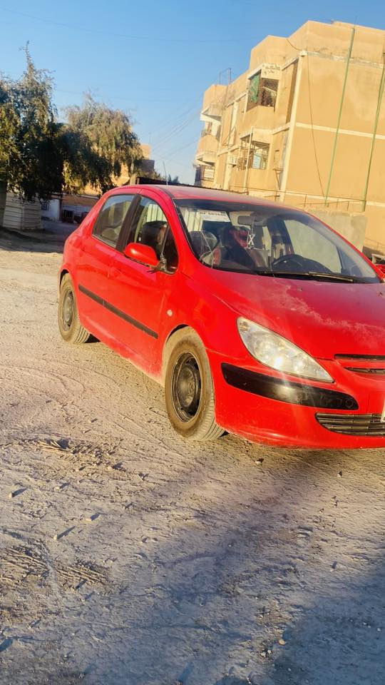 السلام عليكم للبيع بيجو فرنسي 307 موديل 2005 كير ومكينه خير من الله مابيها صبغ نهائياً تخم تاير جديد صار اقل الاسبوع بطاريه سيارة ايضاً جديده اقل الاسبوع السعر (46)وبيها مجال للشراي مكاني بغداد المحموديه
***********متوفر واتساب او شريحه
