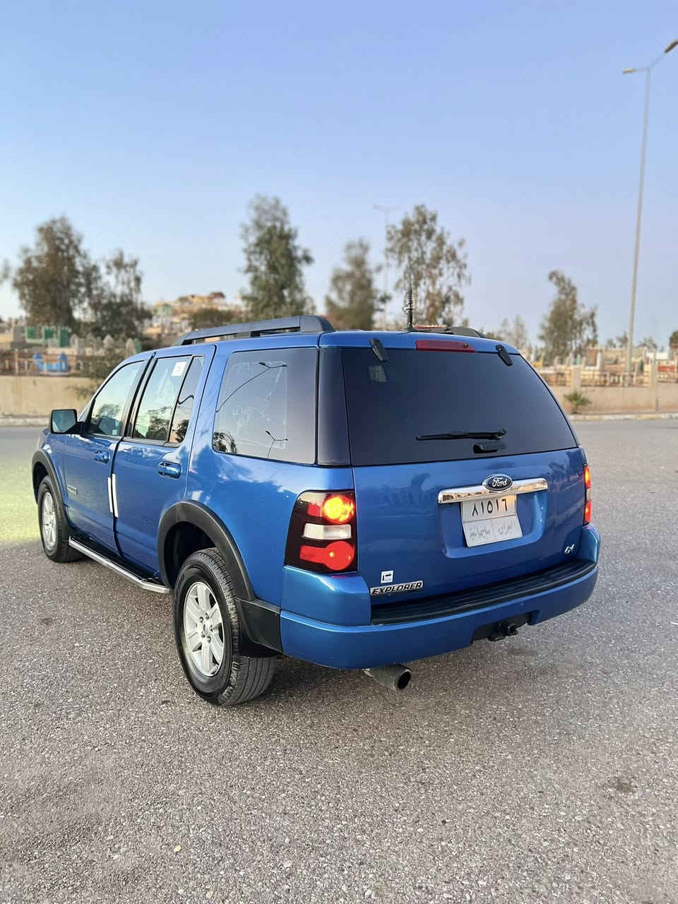 فورداكسبولور موديل 2010گيراتوماتيك گيرو محرك شرط تاخم تايرات وصدر عام جديد كهربائيات كول شغال مواصفات خليجي جامات مرايه كهربائي قوفل مركزي ABC كوشن كهربائي تبريد حاروبارد شغال شاش أيپات ويل كروم بيلدي سيارة جاهزة مابيه نقص كول شرط 3قطع صبوخ بدون داواخل وبدون ضرب سنوي جديد شرط تحويل خرامات و گزةً سعرة 89$بيه مجال راقم موبايل 📲 ***********
