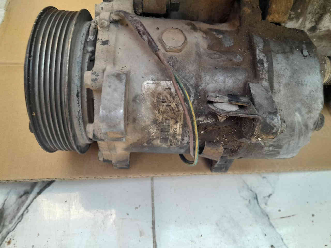 السلام عليكم ورحمة الله وبركاته مكينه مال بيجو كامله بيه صوت بكن كير شرط الفحص دينمو كبريسر سلف باور ضفيره عقل للبيع كلمن وسعره العنوان البصره القبله رقم الهاتف ***********
