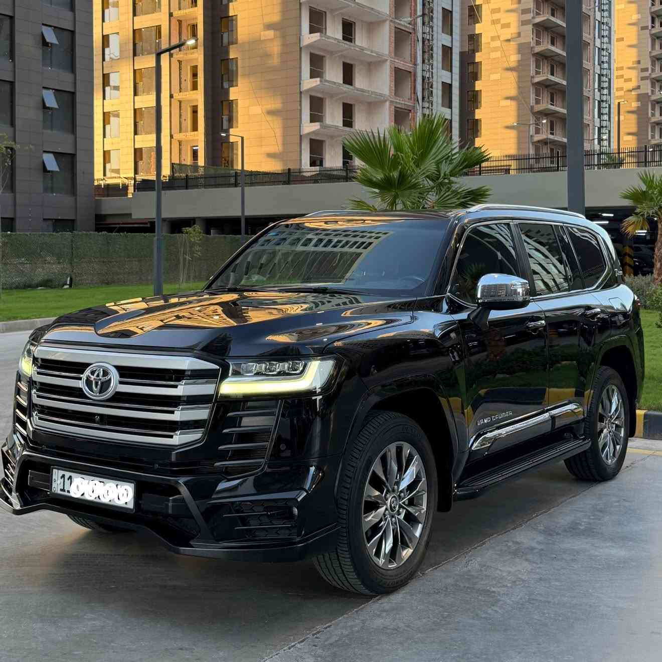 لاندكروز 2022 VXR لمتد تون توربو
ساز اصلي
رقم بغداد 

كفاله عامه 
فول الفول للاخير
السيارة جديدة كلش 
محرك 3500 توين تيربو
سلايد 
5 كامرات 360
كشنات جلد احمر واسود
كشنات تدفئه وتبريد امامي وخلفي
خزن ميموري 
رادارات 
داتا شو 
3 شاشات
سماعات ماركة JBL
شاحن لاسلكي
3وضعيات قيادة
اشاره لكزز امامي وخلفي
هاند بريك دكمه + اوتو هولد
حساسات امامي وخلفي
زراك لايت
ستيرن كهرباء
وبيها بعد هواي مواصفات ممذكوره
مكفولة كفاله عامه
مكان السياره بغداد اليرموك

السعر :69.000$وبيهه مجال
***********
