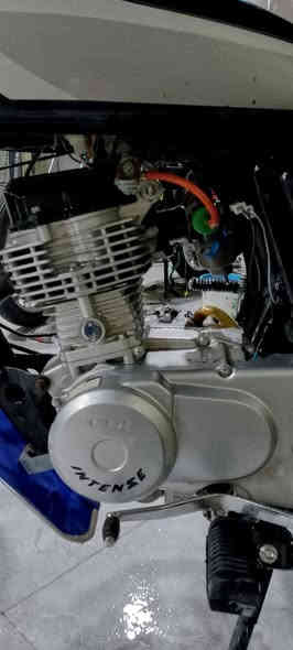 سلام عليكم  دراجه انتنس البيع بدون اوراق بستم عالي اكفلك من السرقه  مكينه صالي شهرين من شديناه دراجه مال منتسب ابوي  يروح ويرجع فقط  وسعر 480وبيه مجال حك جيه وتريد تراسل خاص او تريد دك علي ***********
