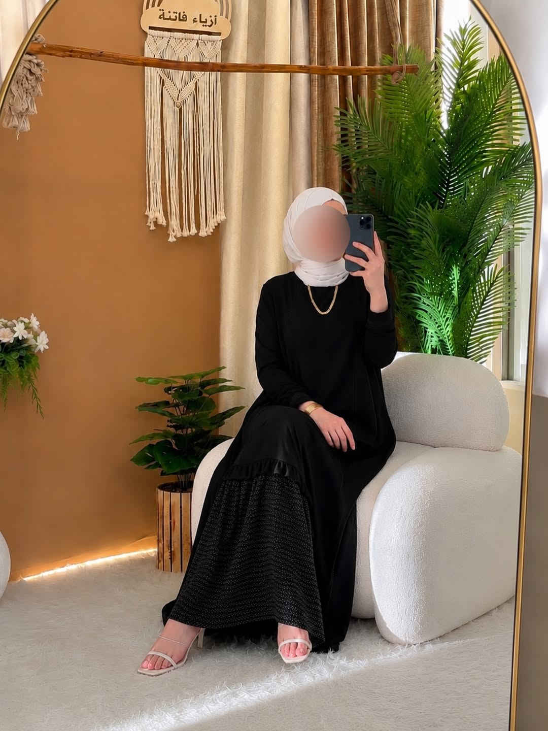 ازياء فاتنة
فستان اسود فخم  مع الشال هدية 🎁 
فصال كلوش محتشم للمحجبات 
موديلات فاتنة… ماتتفوت 
حصراً من ماركة فاتنة 
• الشال كويتي فخم جداً يكون هدية 🎁 مع ڪُـل فستان 
• طول الفستان 160 سم 
• تفصيله مريحة فصال فخم 
• تنطي مظهز انحف باللبس
• ⁠ ✨
قطعة تبقى وياج سنين وما تبطل موديلها 👌

متوفر حالياً بكمية محدودة
راسلينا خاص واحجزي بسرعة قبل النفاذ 💌

#ازياء_فاتنة⁩⁩
قالب راهي 
___________________________ 
🖊️ االــخـــــــاامــة :- 
“كريب ياباني ” فاخر “ مستورد هو من الأقمشة التي تتميز بنسيجها الفخم ويمتاز بمقاومته للتجعد وسهولة غسلة.
• يكون مطفي بدون لمعة
❥❥ ─── ❥❥ ❥❥ ─── ❥❥ 
القياسات القياسات 1/2/3/4 

🌱قياس 1):- 
تلبس وزن من 70 الى 80 كــــيـلـو ⚖️ 
يعني يلبس قياس. 40 . 42. 44 

🌱قياس 2 ):- 
تلبس وزن من 80 الى 90 كــــيـلـو ⚖️ 
يعني يلبس قياس. 46. 48 

🌱قياس 3):- 
تلبس وزن من 90 الى 100 كــــيـلـو ⚖️ 
يعني يلبس قياس. 50 . 52 

🌱قياس 4):- 
تلبس وزن من 100 الى 120 كــــيـلـو ⚖️ 
يعني يلبس قياس. 54. 56. 58 

_______________________ 
ســــعـــر  الفستان بـــ 65 الفــــﮯ 
مع الشال هدية 🎁 
_______________________ 
للحجز والاستفسار المراسلة ؏ــلى الواتساب :- ***********
***********
