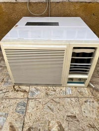 #متاح مكيف.ميدية   2 طن شغال تبريده ثلج ❄️ على الفحص ما داخل تصليح بلا...