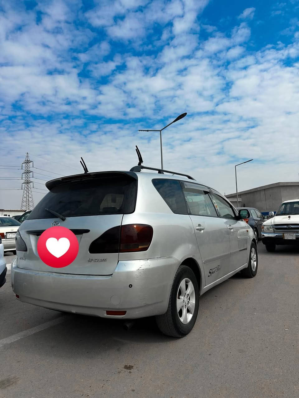 سلام عليكم ابصم موديل 2002 جاهزه من كلشي حداده كير مكينه تايرات لايتات زنون رقم بصره باسمي سنويه لل29 سياره نضيفه وحلوه وجاهزه من كلشي سعر 125وبيه مجال  حگ الجيه للستفسار اتصال *********** واتساب فقط
