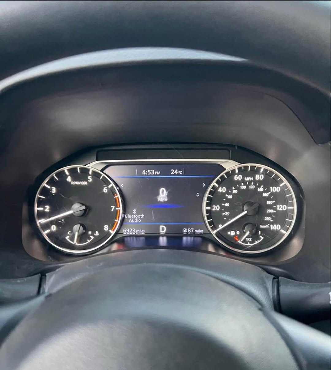 السلام عليكم 
نيسان التما 2025 سيارة دخول جديد تترقم جميع المحافظات غير الشمالي سيارة نقص مابيها حادثها لغد امامي بسيط فقط بدون دواخل سعر 140 و بيها مجال مكانها كربلاء ***********
