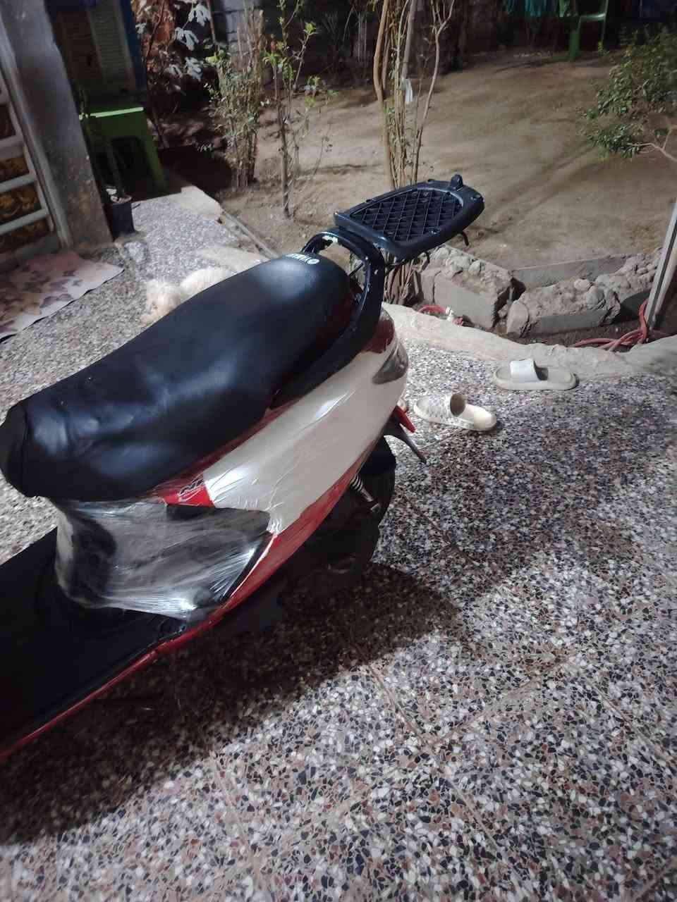 سلام عليكم دراجه فراشه جانت شغله كلشي مابيه وفجئه كطعت نار ابيعه كوم حديد لن مالي خلكه 150 وبيه مجال بس حك الجيه فقط المكان حله الحمزه الغربي الاستفسار ***********
