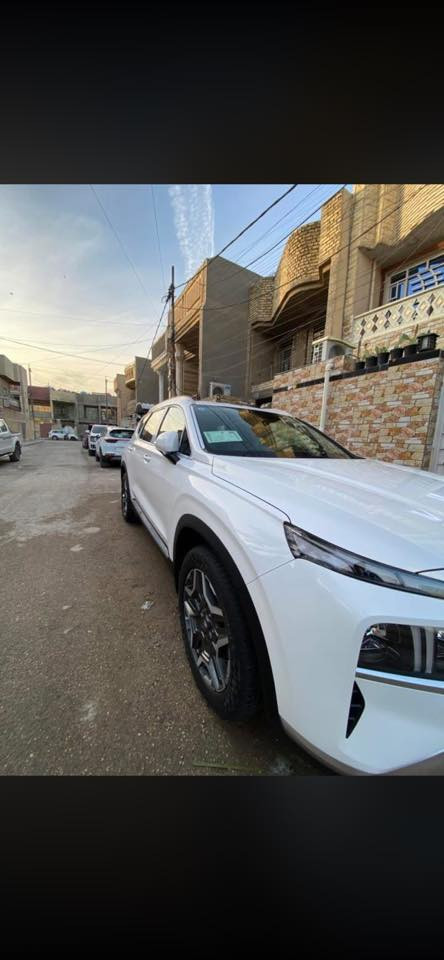 للبيع 
سنتافي موديل 2023 

ماشية 22الف كيلو متر
محرك 6 سلندر  3.5 لتر 
كير 8 نمر
كير بيانو
حساسات امامي خلفي 
لايت زنون ليد
ويل 19
اريل نفكيتر
صندوق كهرباء
انارة داخلية 
7 راكب
وضعيات قيادة
‏Sport.comfort.smart.eco
تبريد 3 قطع
اوتو هولد
نظام الايزو فكس
شاحن وايرلس
كشنات لون قرميدي. ودشبول جلد لون قرميدي
سيارة داخلة سيرفس كامل يم شركة هيونداي
السعر: 280
للاستفسار الاتصال على هذا الرقم 
***********
