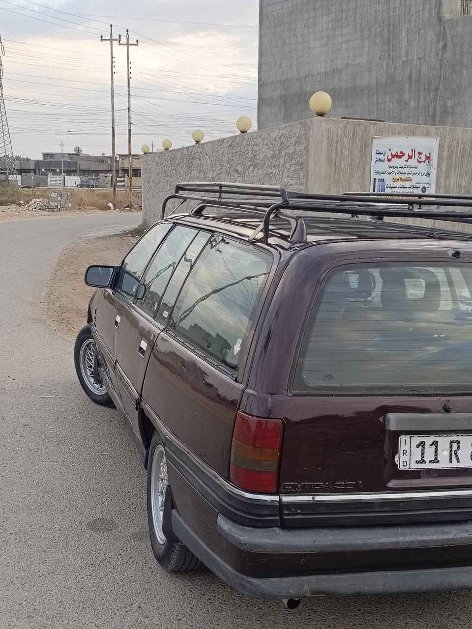 اوبل اوميكا ستيشن 1991
السياره نضيفه معمره جديد 

كير محرك مكفول 

مصبوغه عام أثر جراد بدون ضربه وبدون خياس

كهربائيات فول نقص كلوب مابيها 

 #هزه_جديده_رقم_دولي

السياره باسمي تحويل مباشر 

السعر 36 بيه مجال بسيط 👋

***********
