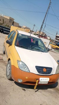 2015جاهزة وجديده حيل مانقصه بس تبريد كامله مكمله ابيع بدون مااندل راعي...