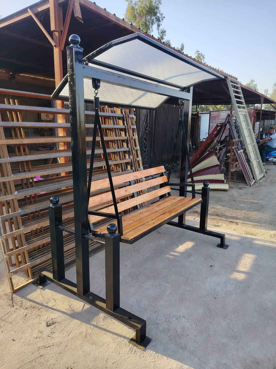 حيدر الحداد ***********
مرجوحه تسكام حديد ثقيل 2 ملم 
توصيل حله وكربلاء
السعر مع التوصيل 375 
مكان المحل حله ابو غرق قرب سيطره ابو غرق عمود 240
