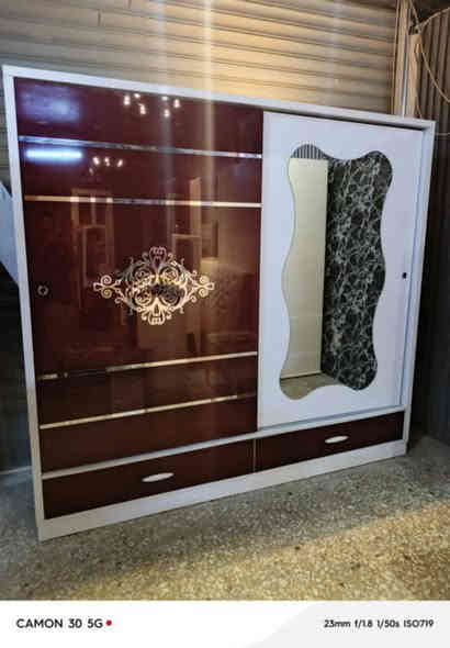 غرفة نوم مستعملة🇹🇷
 نضافة90 ٪💯
عدد القطع / 6
نضام / أسلايت 💢 
💸
شد ونقل داخل بغداد مجاني🚛
يوجود توصيل محافضات 🚛
***********
يتوفر نضام استبدال غرف
