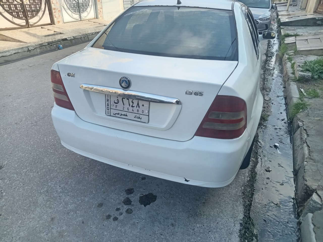 السلام عليكم عندي سي كي موديل ٢٠١٢ مصبوغه حزام جمالية كير ومحرك شرط رقم بغداد مشروع وطني الشرعي موجود بلموصل شرط التحويل  اوالوكالة السعر٤٥وبيهامجال  السيارة موجودة بحي التحرير الاتصال ***********
