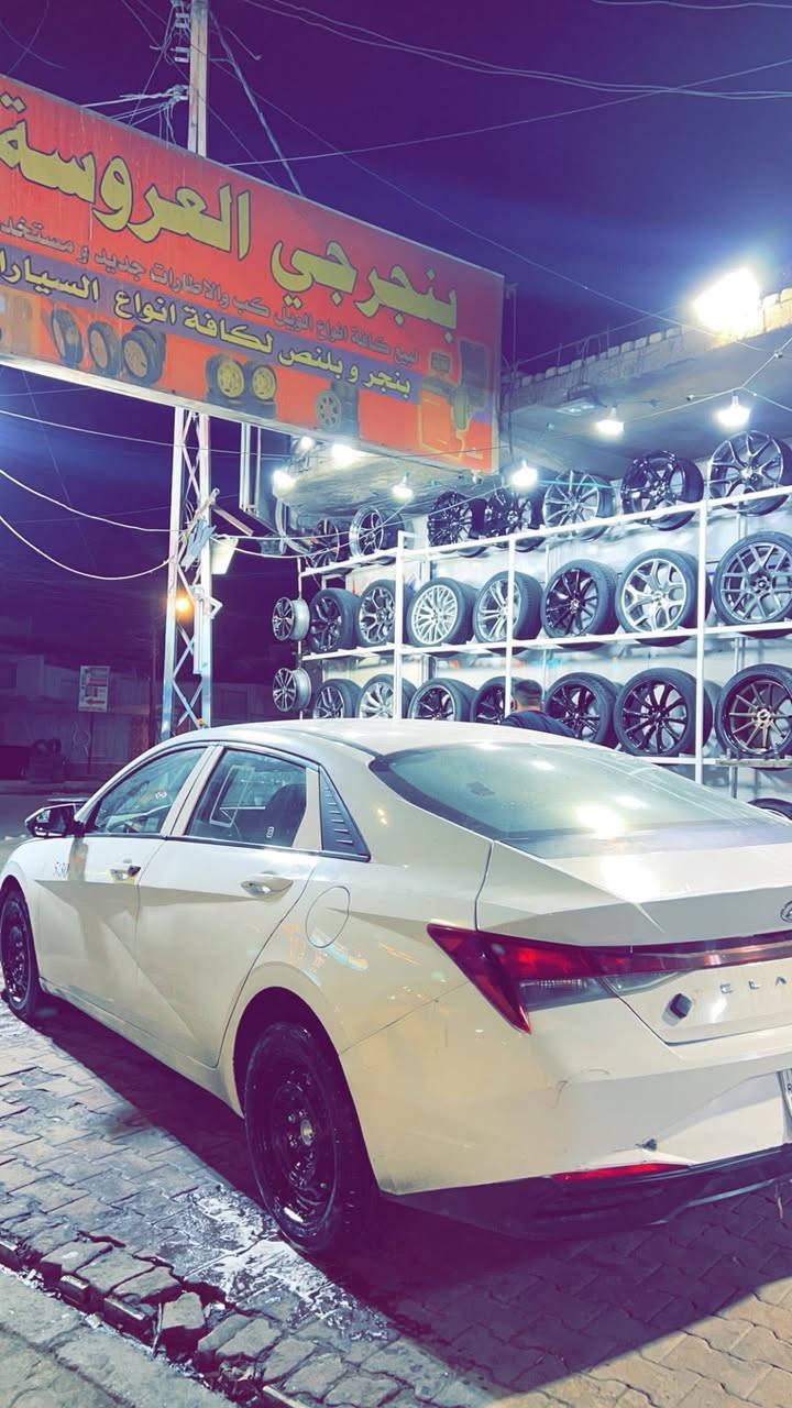 سلام وعليكم النتره للبيع مديل 21 سياره اقصاد ومخلصه خليجي مكينه 2000دوش مكينه وكير تخم تاير سياره خير من الله بس بديها يرادله بوليش ورصعات تتكحل سياره بيها ضربه بصفحت السايق 
سعرها 125
***********. رقم تلفون واتساب
